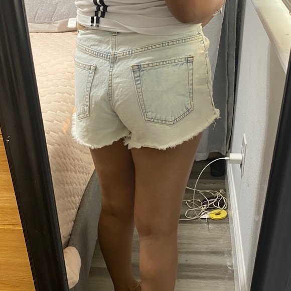 Brand New never worn Zara shorts size 6 - Picture 4 of 5